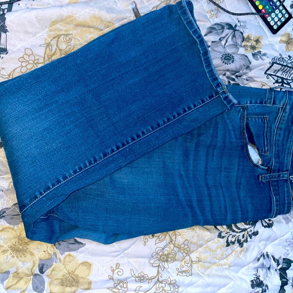 Boot cut jeans